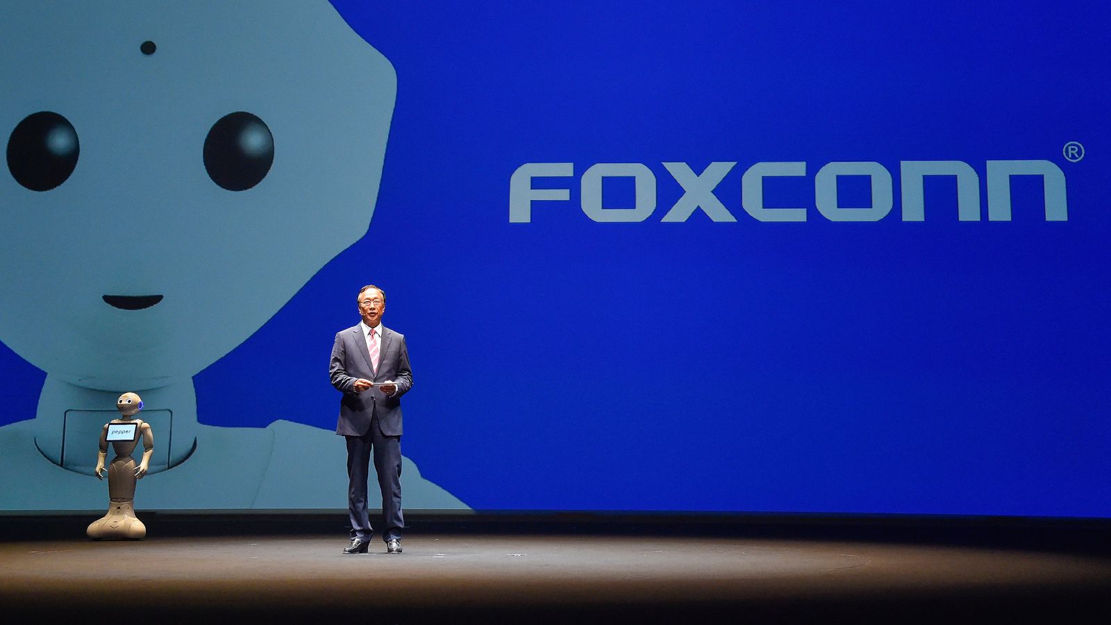 Foxconn начнет производство ЖК-дисплеев в американском Висконсине в 2020 году